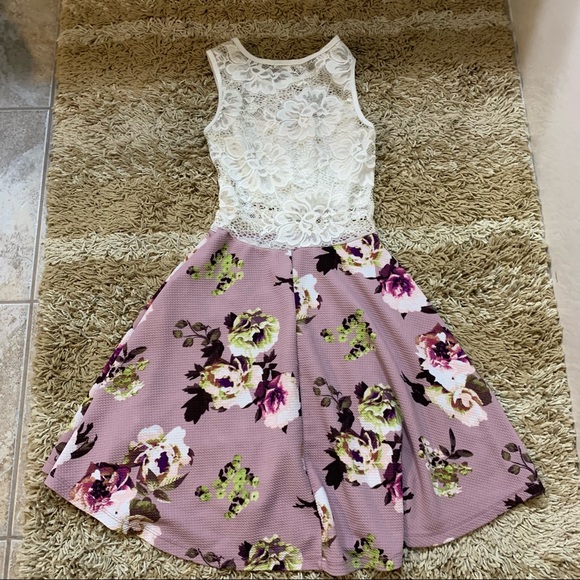Ardene Women’s Lace and Floral Sleeveless Dress 🌸Size XS - Picture 7 of 17